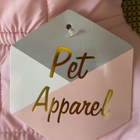 DOG PINK WATER PROOF JACKET W- HOODIE
(SIZE) MEDIUM - Picture 7 of 8